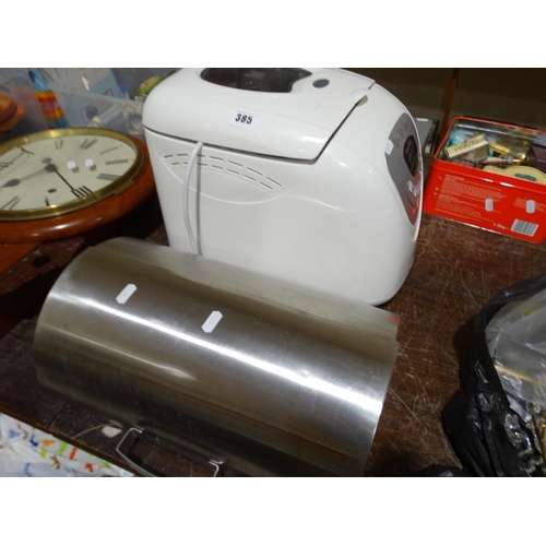 385 - A Bread Maker With A Bread Bin