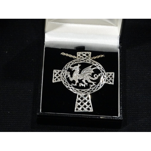 173 - A Silver 925 Celtic Cross Dragon Pendant On A Silver Chain