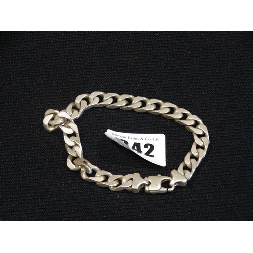 342 - A Silver Curb Link Chain