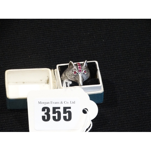 355 - A Silver & Ruby Set Fox Ring, Size O