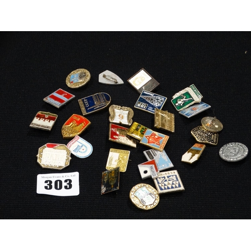 303 - A Bag Of Vintage USSR Badges