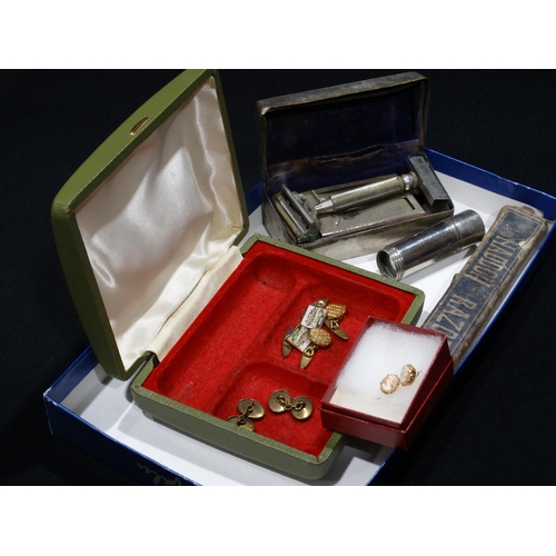 315 - A Small Box Of Collectables To Include Cufflinks Etc