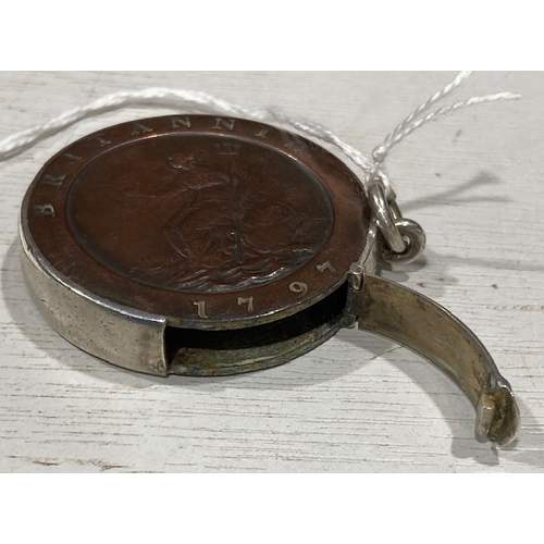 323 - A 1797 Georgian Cartwheel Penny, Split And Fashioned Into A Vesta Case, Within A Silver Pendant Moun... 