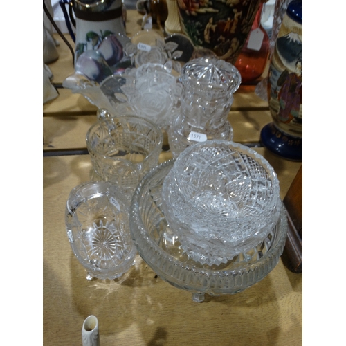 46 - A Qty Of Mixed Pressed & Other Glassware