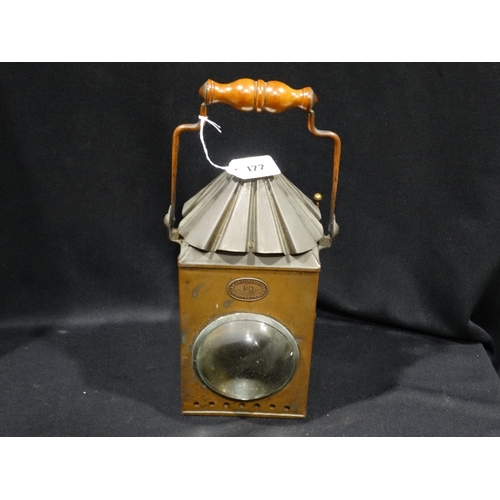 122 - A 1st World War Copper Marine Hand Oil Lamp