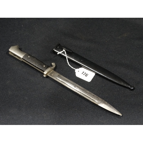 176 - A 2nd World War Nazi Police Etched Dress Bayonet