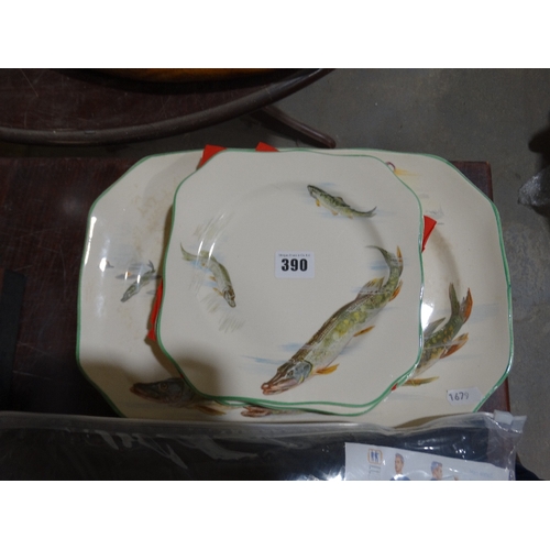 390 - A Seven Piece Soho Pottery Fish Set