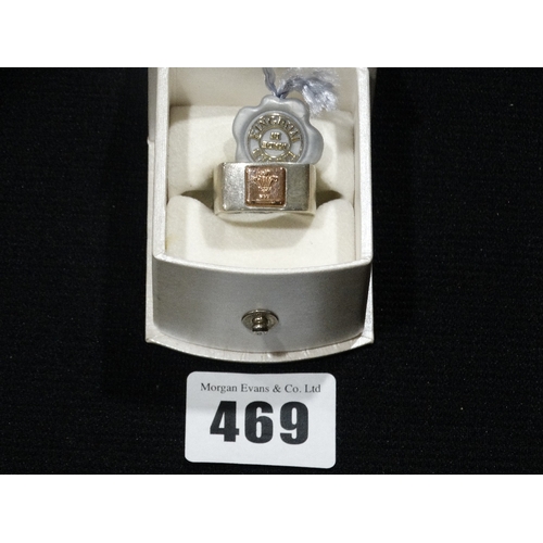 469 - A Silver & Gold Clogau Ring, Size O