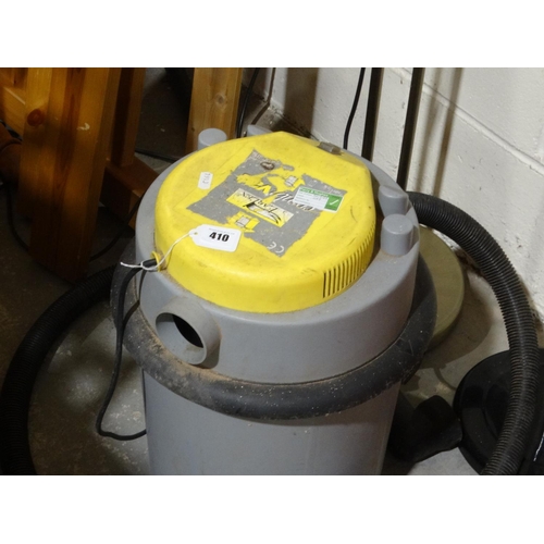 A Cylinder Vacuum Cleaner