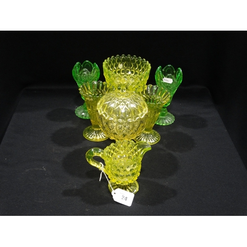 24 - A Group Of Uranium Glass (7)