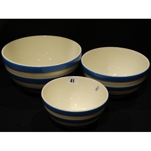 41 - A Set Of Three Graduated Cornish Style Mixing Bowls