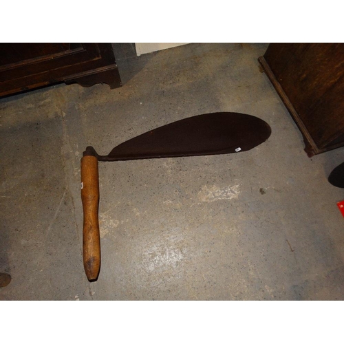 606 - A Large Size Antique Hay Knife