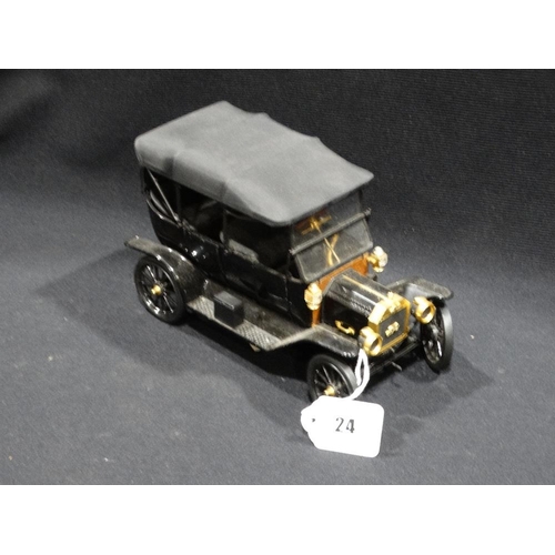 24 - A Franklin Mint Model Vintage Car