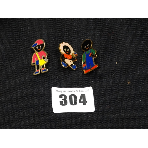 304 - Three Robinsons Jam Pin Badges, Baby, Painter & Newspaper Boy