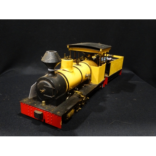 129 - An 0 Gauge Live Steam Model Locomotive & Tender
Model Train