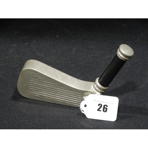 26 - A Pewter Flask In The Shape Of A Golf Club