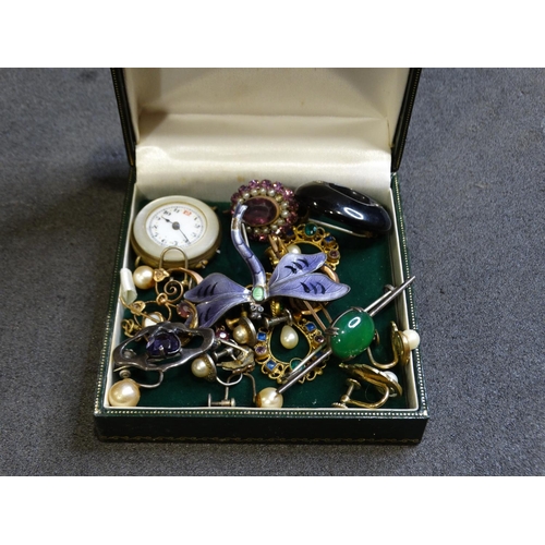 294 - A Qty Of Costume Jewellery To Include A Scarab Beetle Brooch