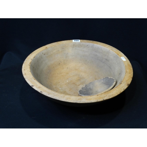 400 - An Antique Circular Dairy Bowl, 15