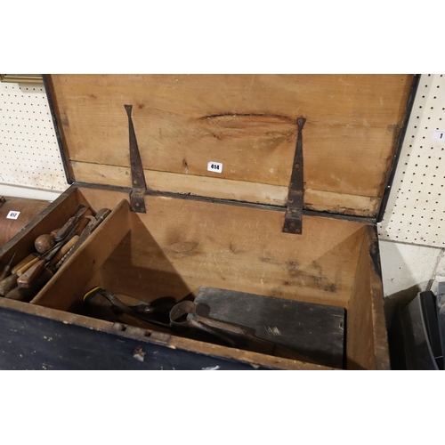 A Carpenters Tool Chest & Contents