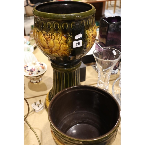 Lot 20        
