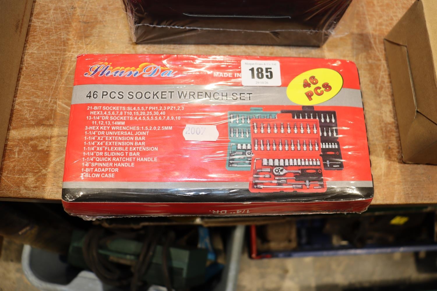 A NEW & BOXED SOCKET WRENCH SET