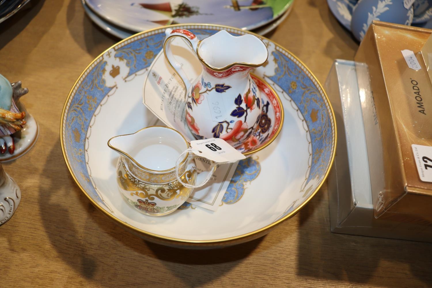 FOUR LIMITED EDITION SPODE CHINA PIECES TO INCLUDE A FRUIT BOWL