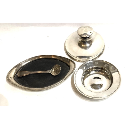 265 - A COLLECTION OF GEORGIAN AND LATER SILVER WARE
Comprising a straining ladle, hallmarked 1802, a sphe... 