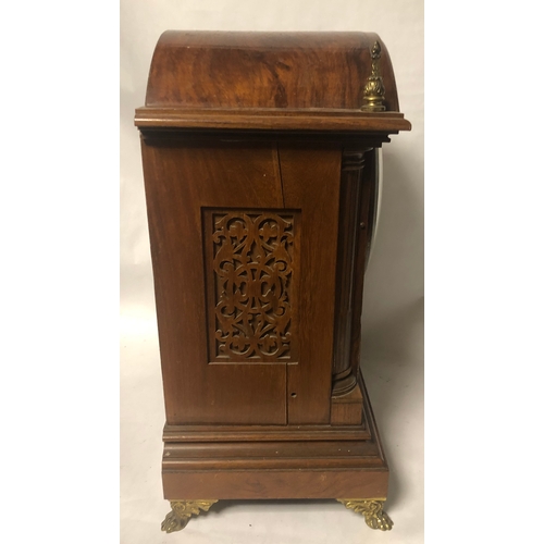 277 - ELKINGTON, LONDON, A LARGE 19TH CENTURY WALNUT AND FLORAL MARQUETRY INLAID MANTLE CLOCK
The circular... 