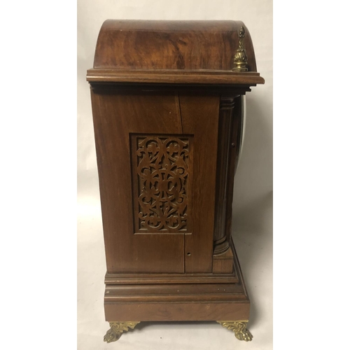 277 - ELKINGTON, LONDON, A LARGE 19TH CENTURY WALNUT AND FLORAL MARQUETRY INLAID MANTLE CLOCK
The circular... 