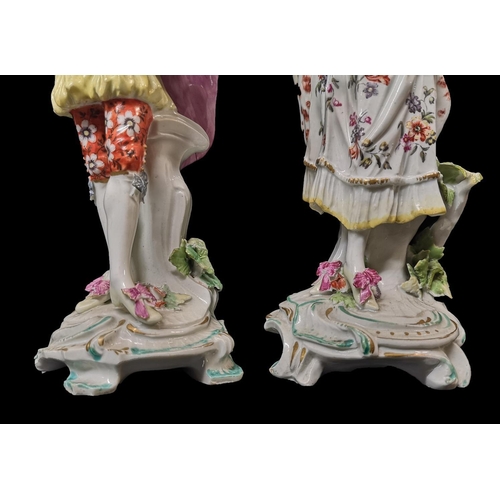 362 - DERBY, A PAIR OF PORCELAIN FIGURES OF RANELAGH DANCERS, CIRCA 1765
Both with an arm extended and hol... 
