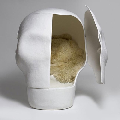 147 - ATELIER VAN LIESHOUT, DEPRIVATION SKULL CHAIR
Reinforced fibreglass, sheep skin.
(138.4cm x 109.2cm ... 