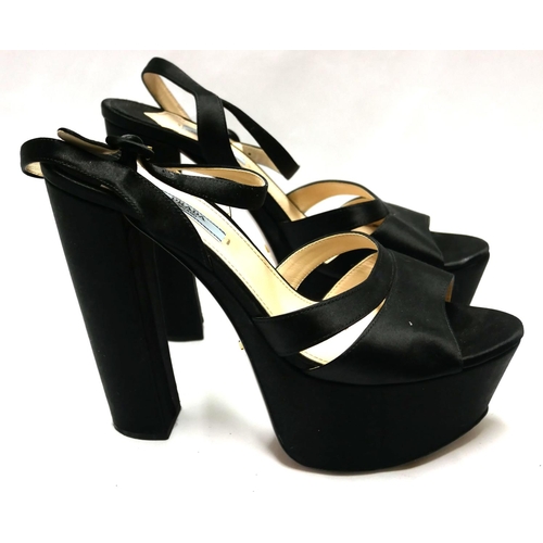 171 - PRADA, A PAIR OF LEATHERED PLATFORM HEELS 
(size 40).

Condition: A