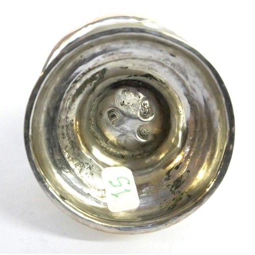 426 - A GEORGIAN SILVER BUN TOP BALUSTER CASTER
Having a pierced lid, hallmarked London, TD.
(approx 12cm)... 