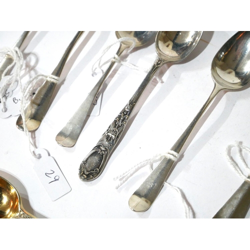 492 - A COLLECTION OF TWENTY GEORGIAN SILVER TEASPOONS
Including Oldfield and Woodhouse, 1760.
(235g)