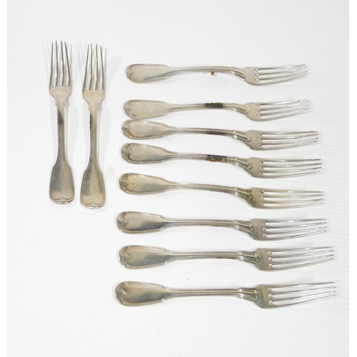 525 - A COLLECTION OF EARLY 20TH CENTURY GERMAN SILVER FLATWARE
Comprising ten forks, five dessert spoons,... 