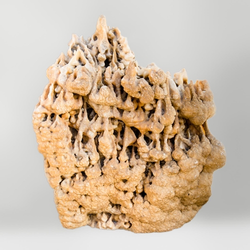 209 - A LARGE STALACTITE FORMATION.
(h 80cm x w 65cm x d 40cm)