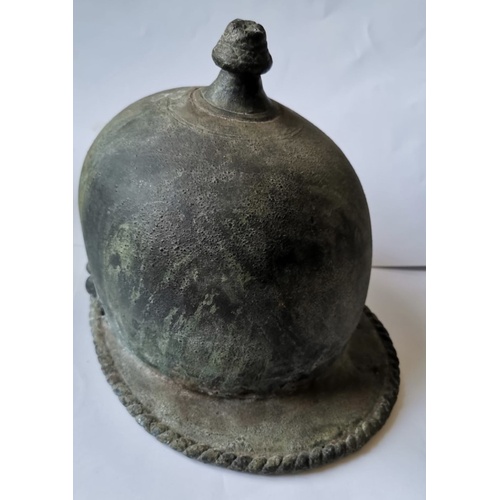 555a - A ROMAN PERIOD BRONZE MONTEFORTINO, BUGGENUM/HAGENAU TYPE HELMET, 1ST CENTURY AD.