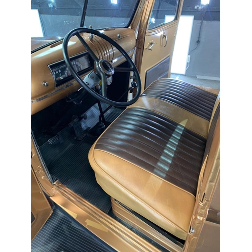 804 - A 1943 CHEVROLET PICK UP TRUCK
Classic American vehicle, two tone metallic paint, mileage 6,000.

Co... 