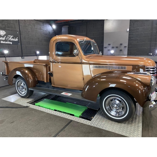 804 - A 1943 CHEVROLET PICK UP TRUCK
Classic American vehicle, two tone metallic paint, mileage 6,000.

Co... 
