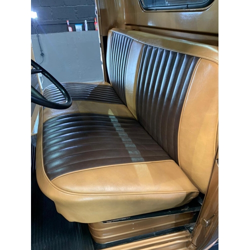 804 - A 1943 CHEVROLET PICK UP TRUCK
Classic American vehicle, two tone metallic paint, mileage 6,000.

Co... 