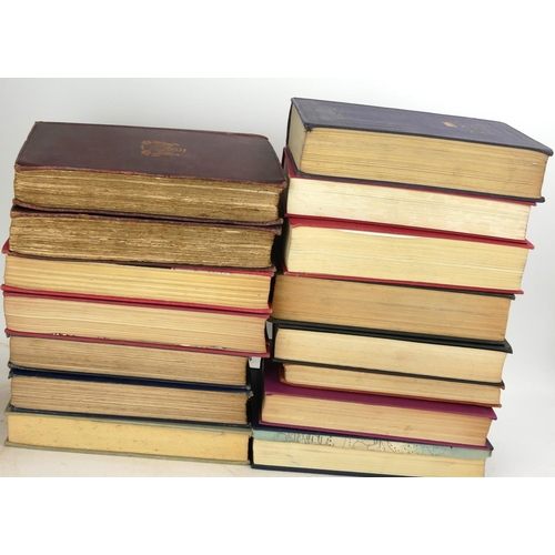 546 - A BOX OF 20TH CENTURY BIOGRAPHIES WITH SMITH.