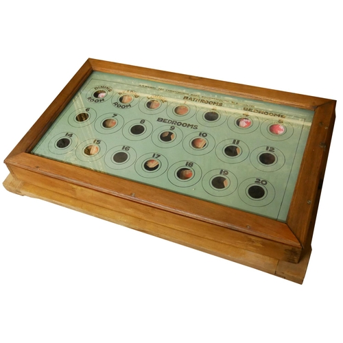 791 - AN EARLY 20TH CENTURY MAHOGANY 'TWENTY ROOM' BUTLER/SERVANTS BELL 
Having a glazed box, the inner ca... 