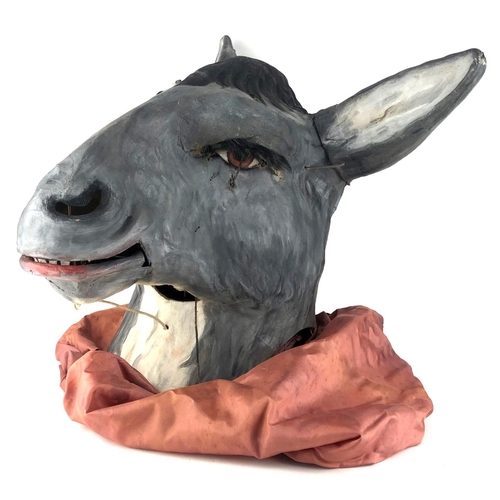 800 - A MID 20TH CENTURY THEATRICAL PAPER MACHIE ARTICULATED DONKEYS HEAD.
(50cm x 46cm)