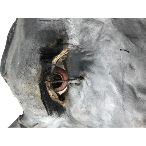 800 - A MID 20TH CENTURY THEATRICAL PAPER MACHIE ARTICULATED DONKEYS HEAD.
(50cm x 46cm)