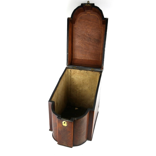 815 - A LARGE GEORGIAN FLAME MAHOGANY KNIFE BOX
Lacking interior.
(42cm x 28cm x 42cm)