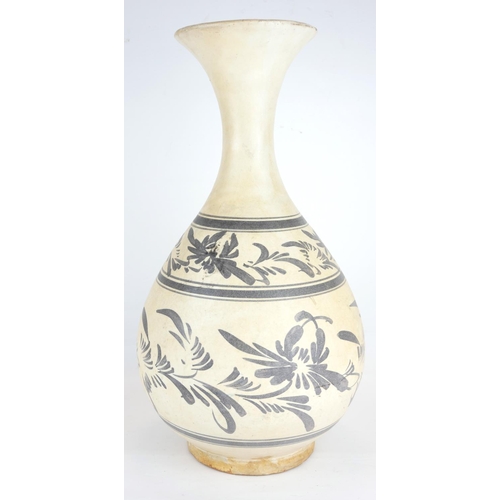 262 - A 19TH CENTURY CHINESE CIZHOU GLAZE POTTERY BALUSTER VASE
With brown glaze decoration.
(approx 42cm)