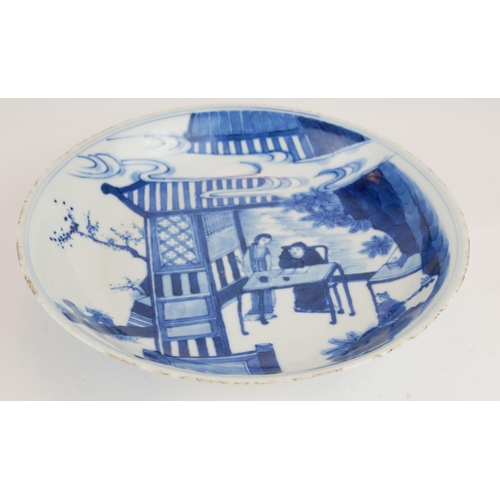 274 - A LATE 18TH/EARLY 19TH CENTURY CHINESE PORCELAIN BLUE AND WHITE BOWL
Hand painted with figures in an... 