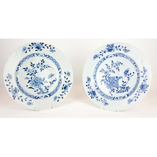 283 - NANKING CARGO, A PAIR OF CHINESE PORCELAIN BLUE AND WHITE PLATES
Hand painted floral decoration with... 