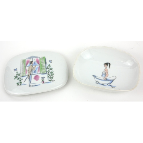 418 - RAYMOND REYNET FOR ROSENTHAL, AN AMUSING PORCELAIN NOVELTY TRINKET BOX AND COVER, CIRCA 1960
Decorat... 