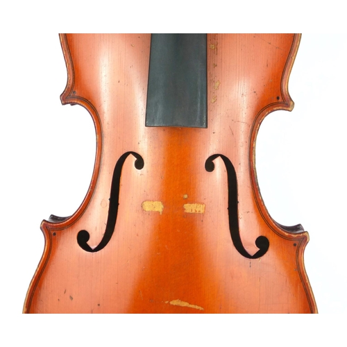 465 - A 19TH CENTURY FRENCH VIOLIN
In wooden case.